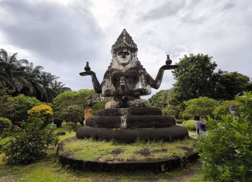 ラオス_ブッタパーク